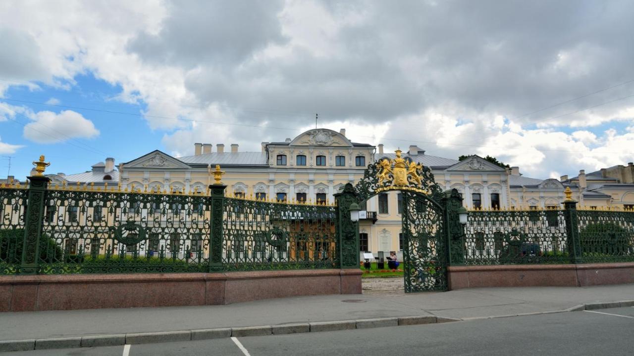 Apartment Liteyniy Avenue 51 St. Petersburg Eksteriør bilde